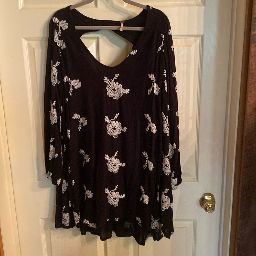 Women’s medium FREE PEOPLE dress